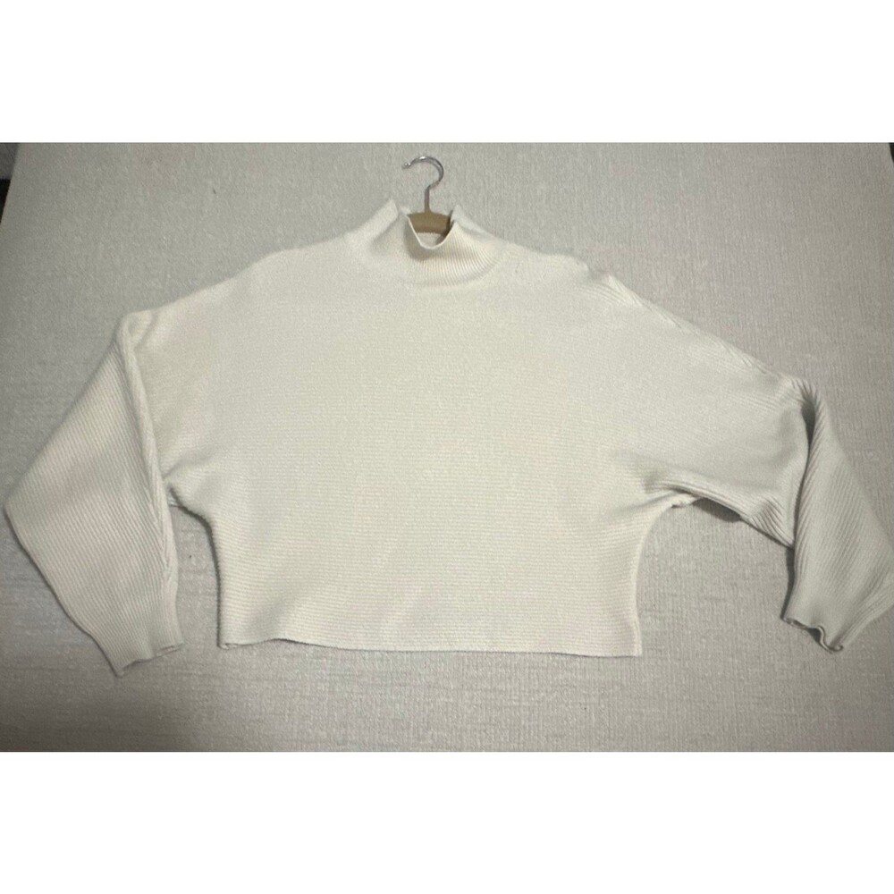 Cream cropped sweater- size Large